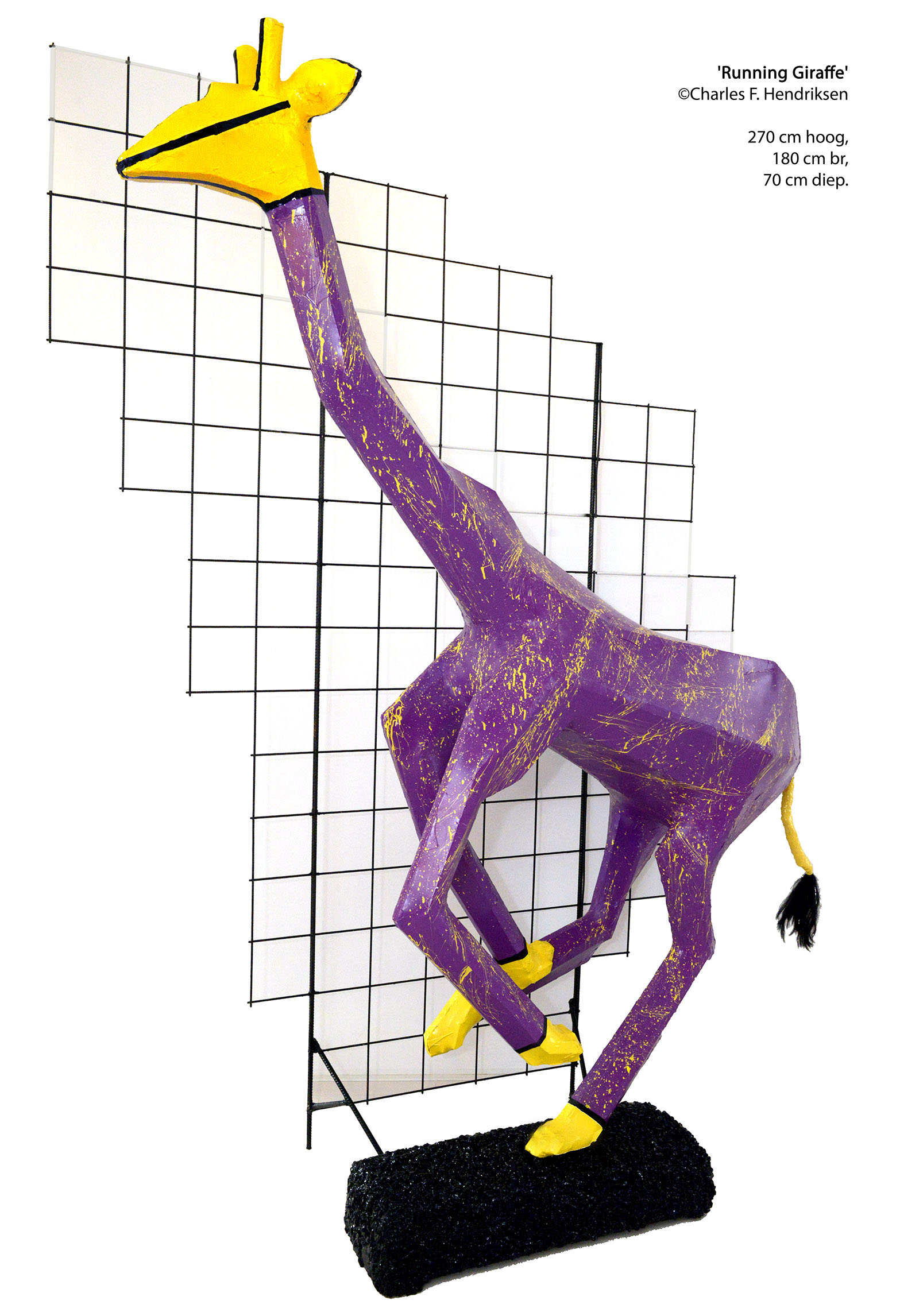 'Running Giraffe' by Charles F. Hendriksen - 2015 270 cm hoog, 180 cm br, 70 cm diep.